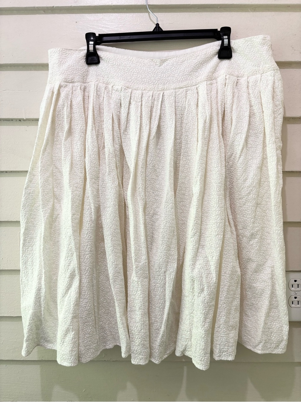 🔥 5 for $25 🔥 Plus Size Liz Claiborne White Textured Skirt